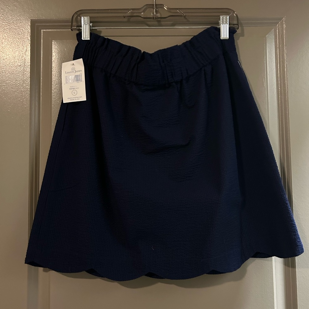 *NWT* Lauren James Navy Scalloped Seersucker Skirt